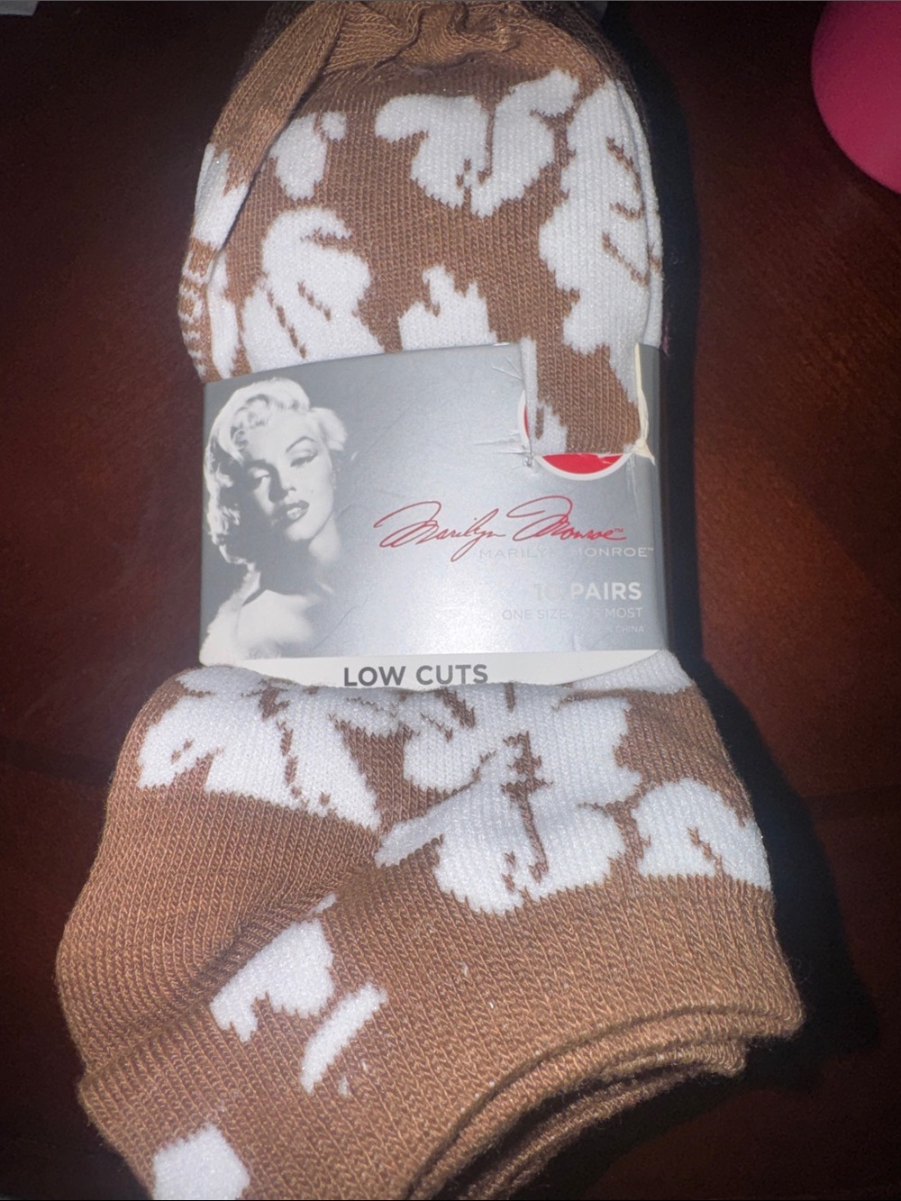 Marilyn Monroe Low Cut Men’s Socks - Brown & White Floral (3 Pairs)